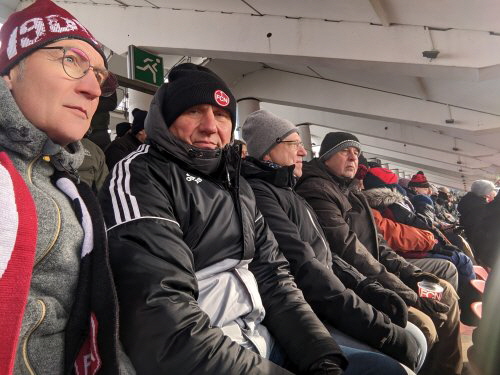 202301 Anspannung beim Club 202301 Anspannung beim Club